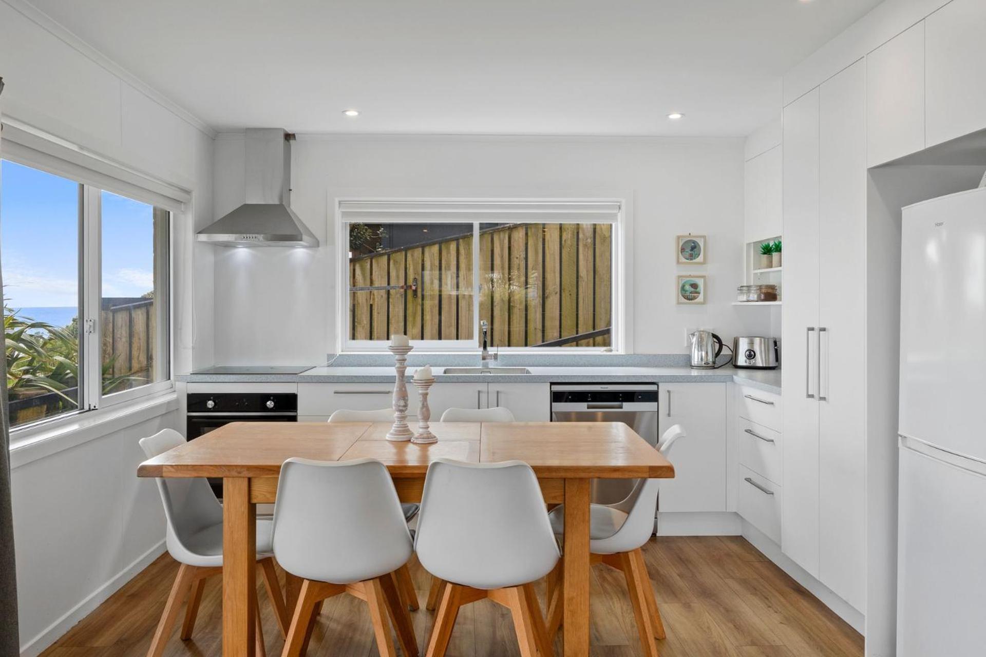 Wow On Wanaka Bay Appartement New Plymouth Buitenkant foto