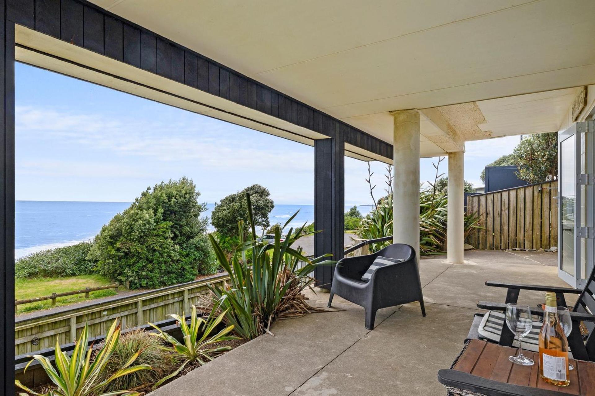 Wow On Wanaka Bay Appartement New Plymouth Buitenkant foto
