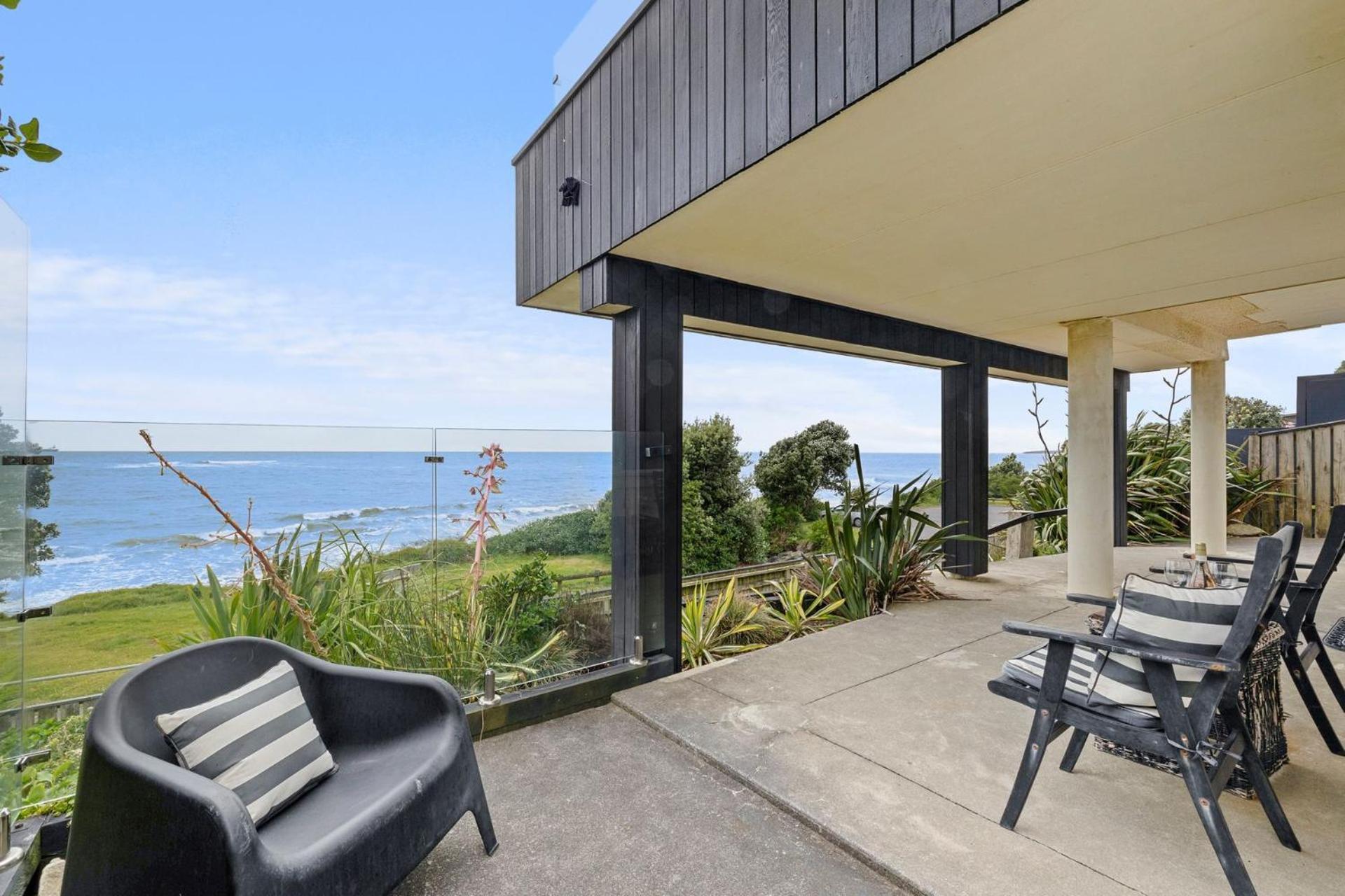 Wow On Wanaka Bay Appartement New Plymouth Buitenkant foto