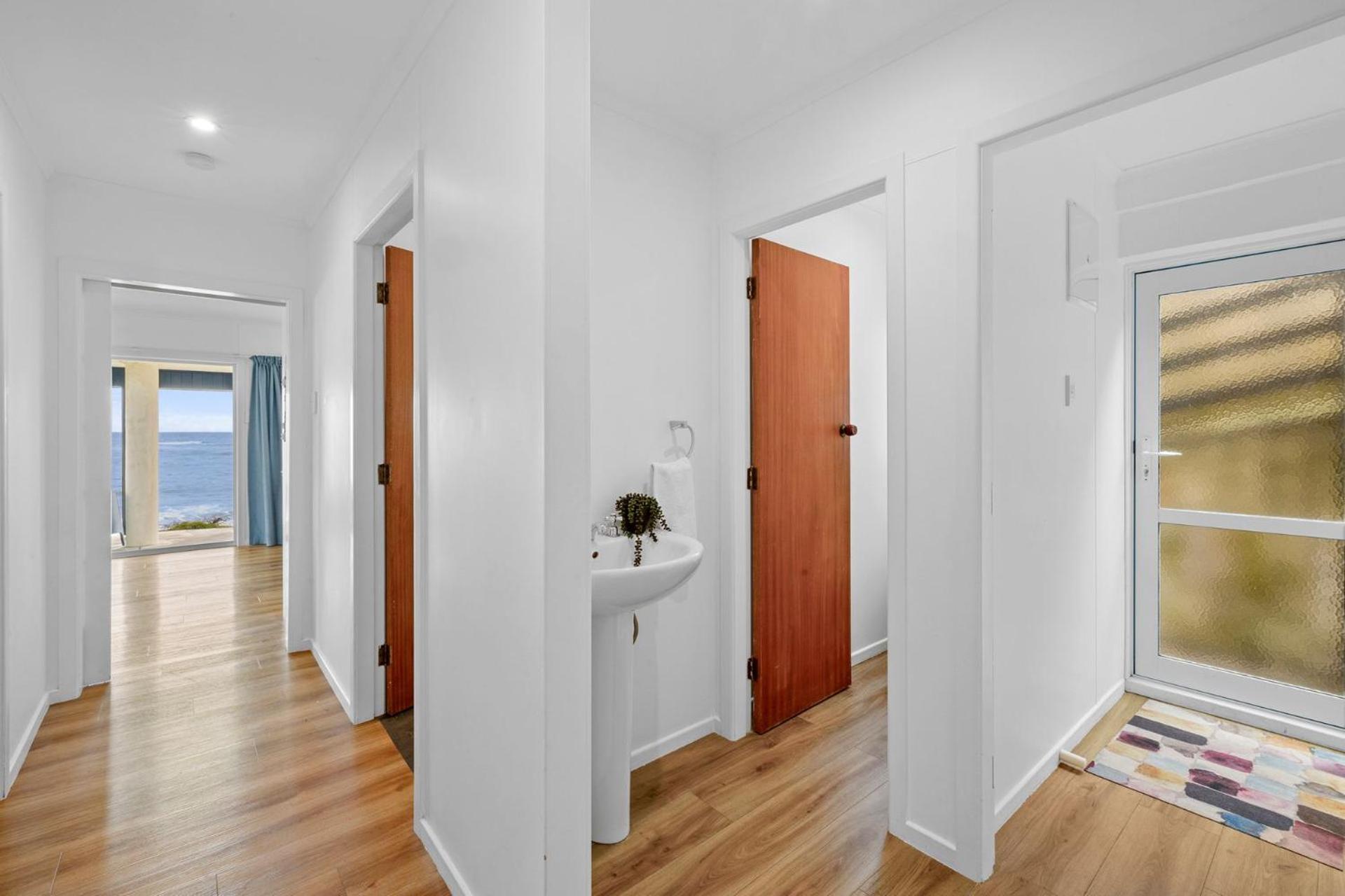Wow On Wanaka Bay Appartement New Plymouth Buitenkant foto